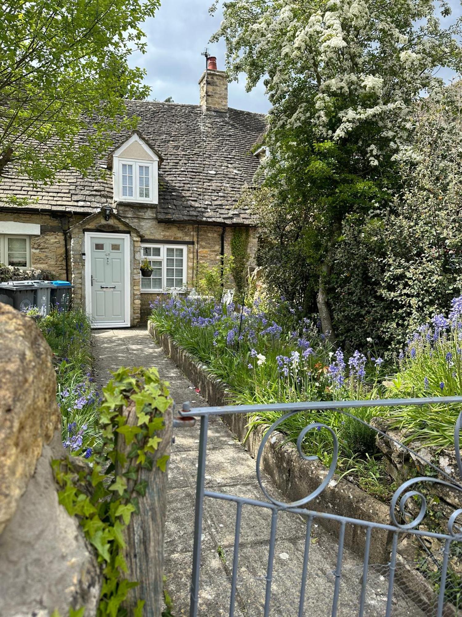 Remarkable Cotswolds 1 Bedroom Cottage In Finstock Exterior photo